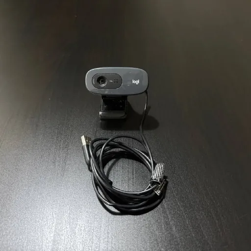 Вебка Logitech C270