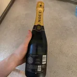 Moët, коврик в ванную, ортопедическая подушка, комплект белья 2