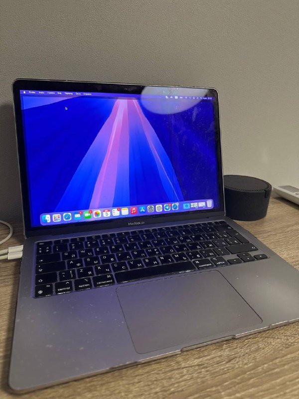 MacBook Air 2020 13 дюймов 16/256 Гб