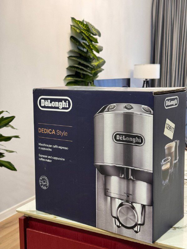 Кофемашина DeLonghi EC685.BK 4