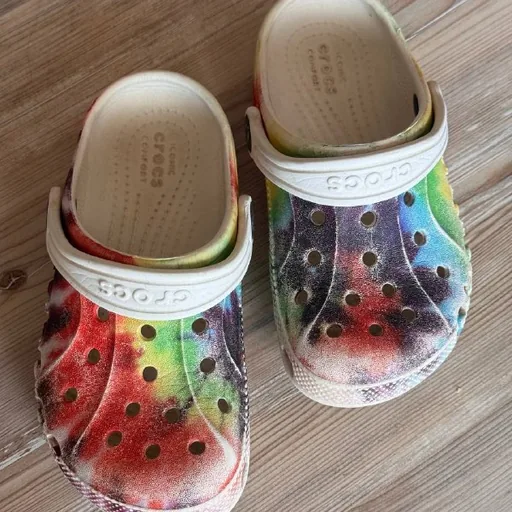 Crocs C11