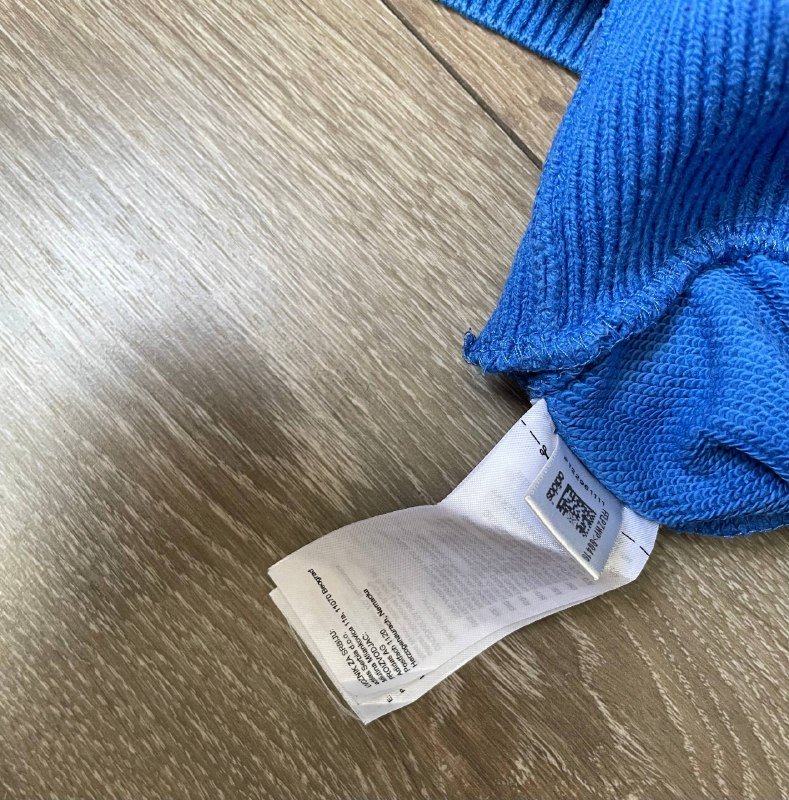 Adidas sweater 5