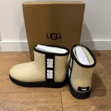 UGG boots 2