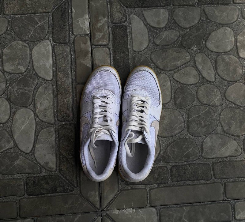 Кроссовки Nike