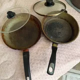 Чайник заварочный, сковороды, чашки, тарелки, терки, нож для сыра, кувшин, ситечко, толкушки, скалка, молоток для мяса 2