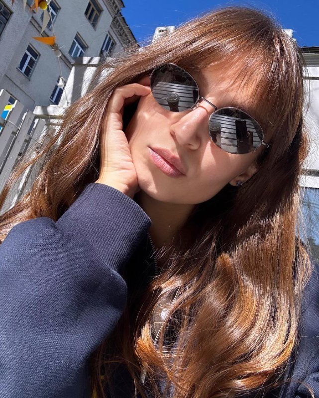 Черные перчатки Arcteryx, подвеска Sumei с цепочкой, очки Pye Optics 7