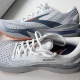 Мужские беговые кроссовки Brooks Adrenaline GTS 24 2