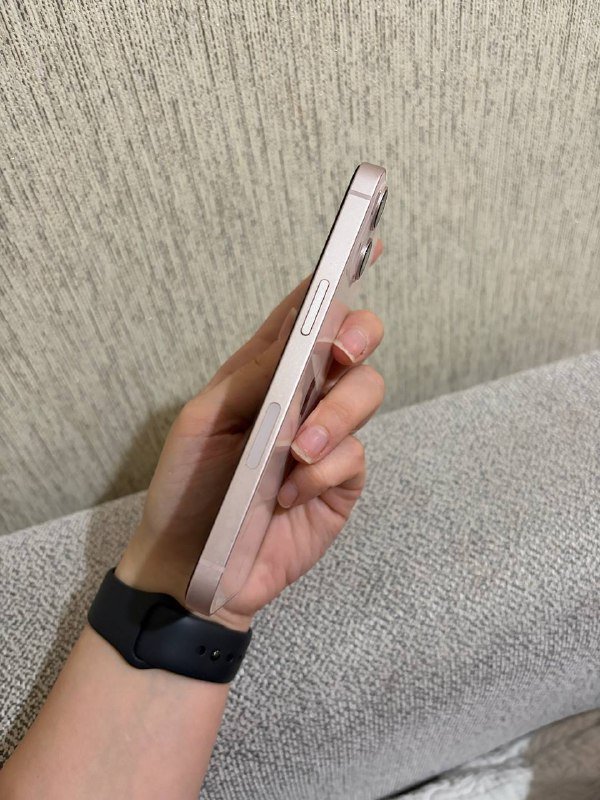 iPhone 13 128 GB розового цвета 2