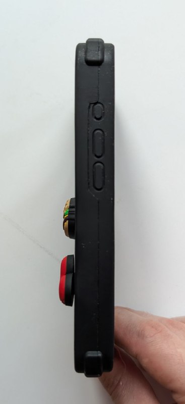 iPhone 15 Pro прозрачный чехол с MagSafe 6