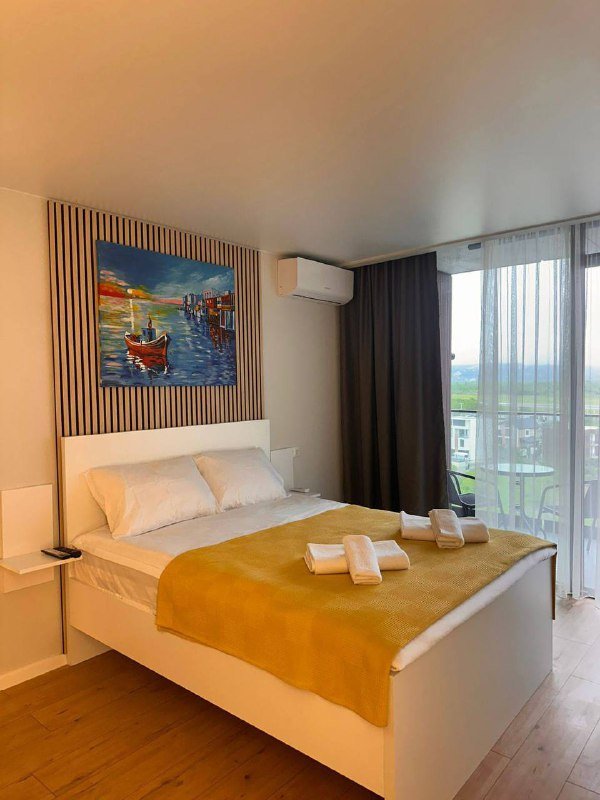 Студия квартира в Elt квартале на год