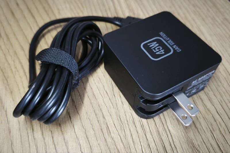 Зарядное устройство 45Вт Type-C для Steam Deck и Nintendo Switch 5