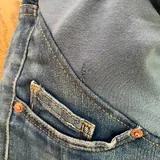Maternity jeans 3