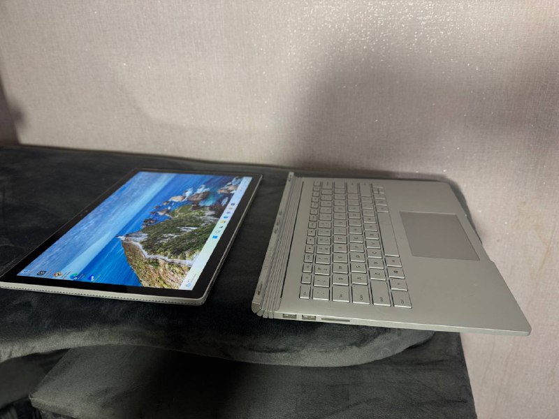 Ноутбук Microsoft Surface в идеальном состоянии 3
