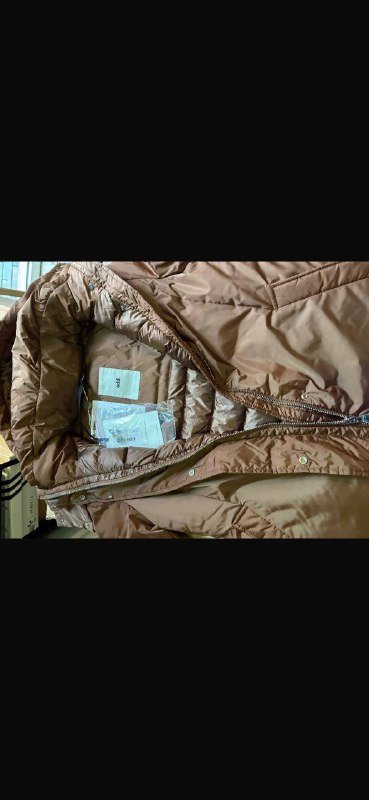 Пуховик фирмы ADD новый гусиный пух размер 42 3