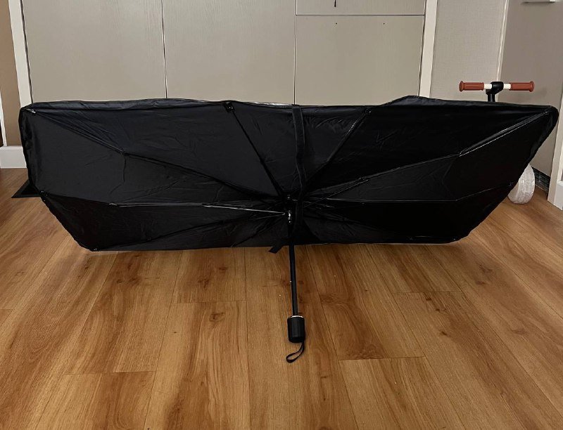 Солнцезащитная шторка-зонт для лобового стекла авто 3