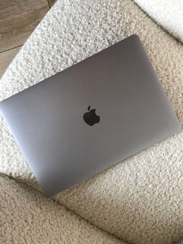 MacBook Pro M1 256 GB 2020 4