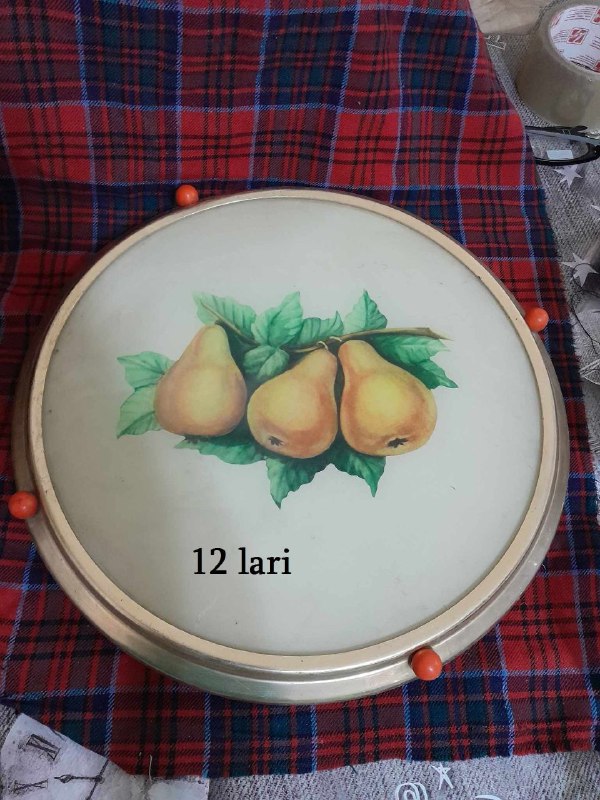 Фен, чемодан, утюг, подставка для торта, набор масло/уксус, фотоаппарат, форма для кексиков, силиконовый коврик 8