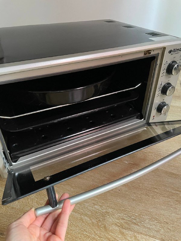 Духовка (печь) в отличном состоянии 2