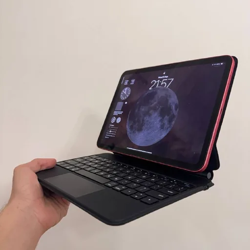 Чехол-клавиатура для iPad