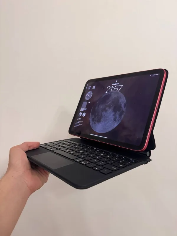 Чехол-клавиатура для iPad 1