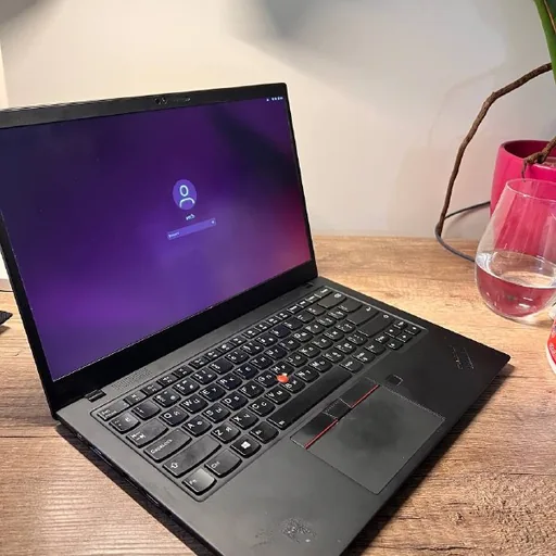 Ультрабук Lenovo ThinkPad X1 Carbon 7th Gen