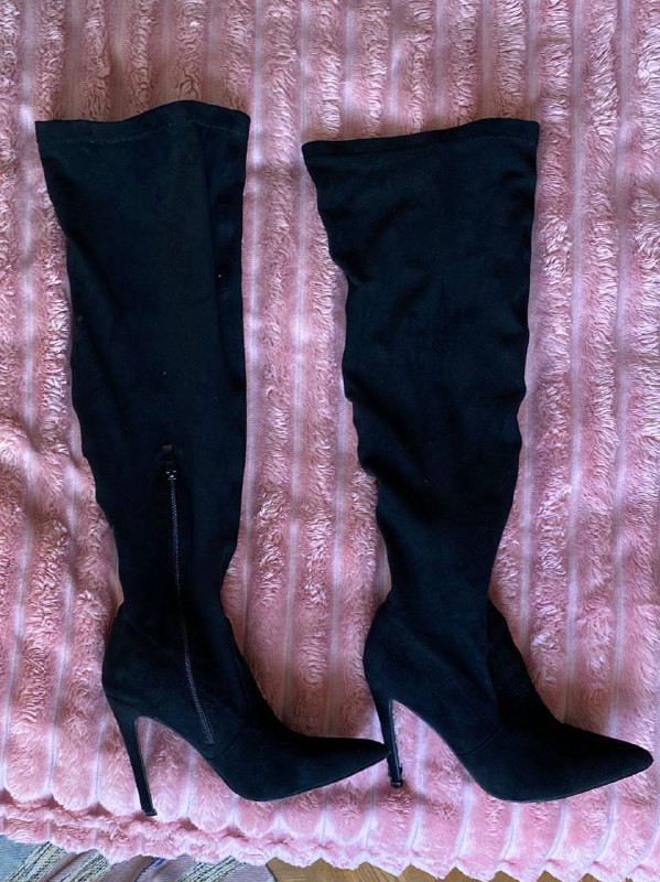 ботинки Dr Martens, сандалии на платформе, кроссовки Reebok, сапоги на каблуках 4