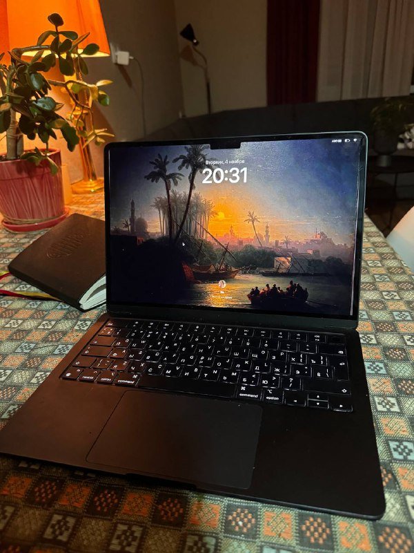 MacBook Air M3 16GB 512GB