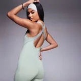 Спортивный комбинезон Nike, комбинезон Stradivarius 1