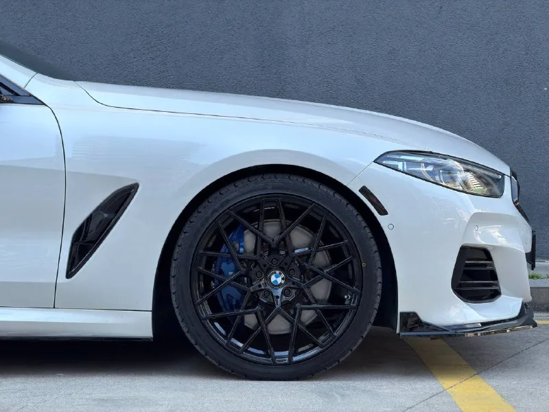 BMW 840i 5