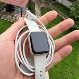 Apple Watch SE 3 3