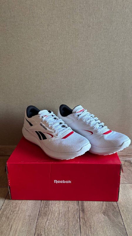 Кроссовки Reebok Energen Tech 2 43 размер