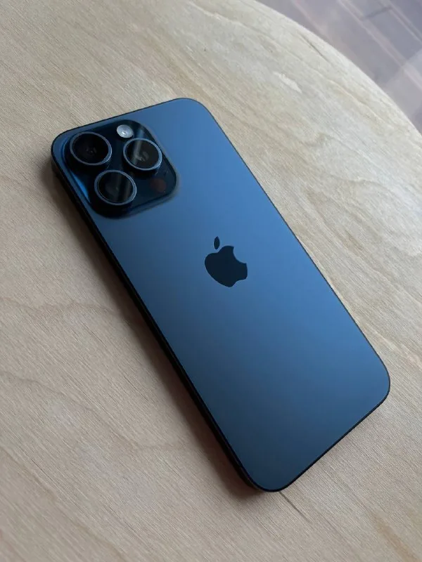 iPhone 15 Pro Max 256GB 1