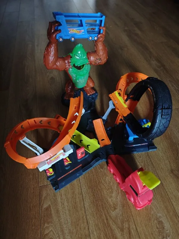 Трасса Hot Wheels Gorilla