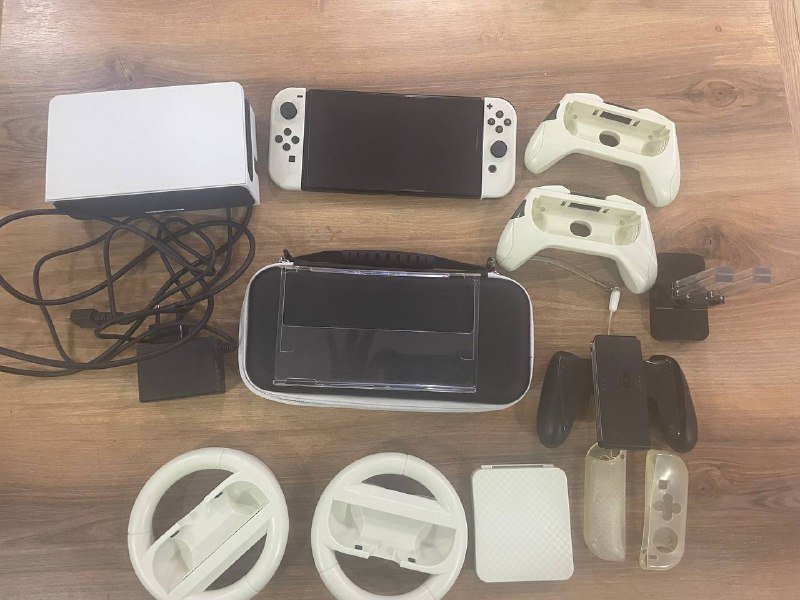 Nintendo Switch oled с аксессуарами