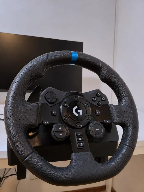 Руль Logitech G923 TRUEFORCE 1