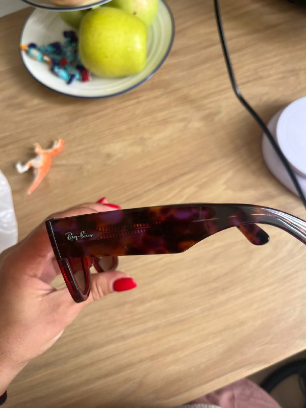 Солнцезащитные очки Ray Ban mega Wayfarer 5
