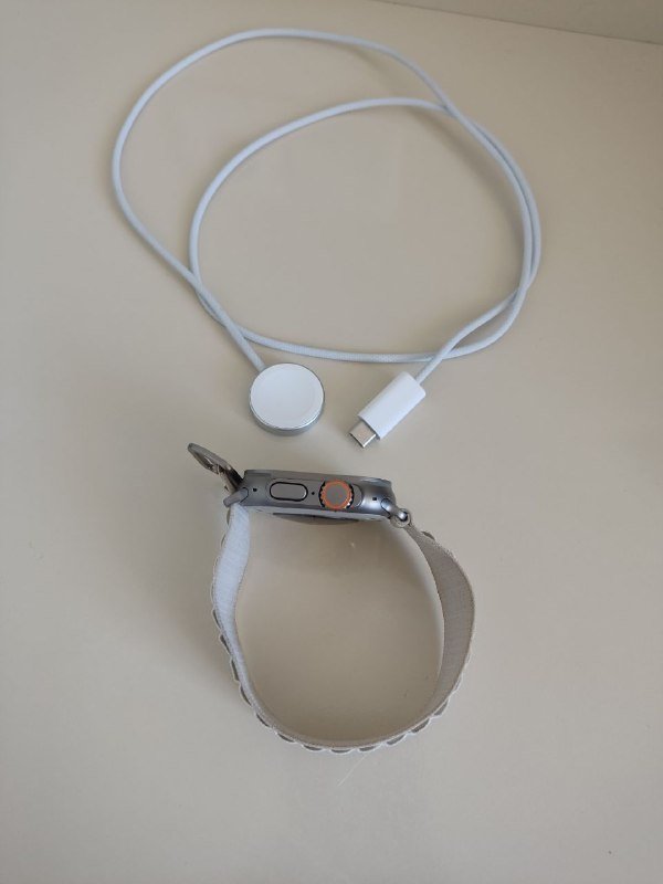 Apple Watch Ultra 1, оригинальная зарядка 6