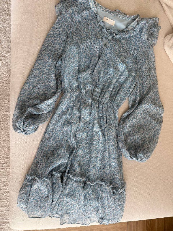 Голубое платье с цветочным принтом, размер S 2