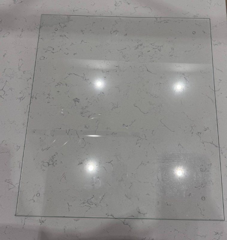 Калёное стекло с отверстиями 52.8x57.7 см