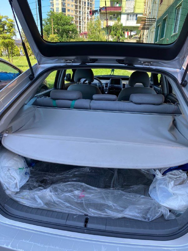 ახალი TOYOTA PRIUS ავტომობილი 5