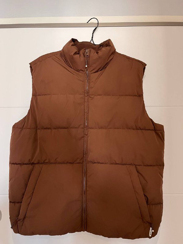 Жилетка Bershka размер М