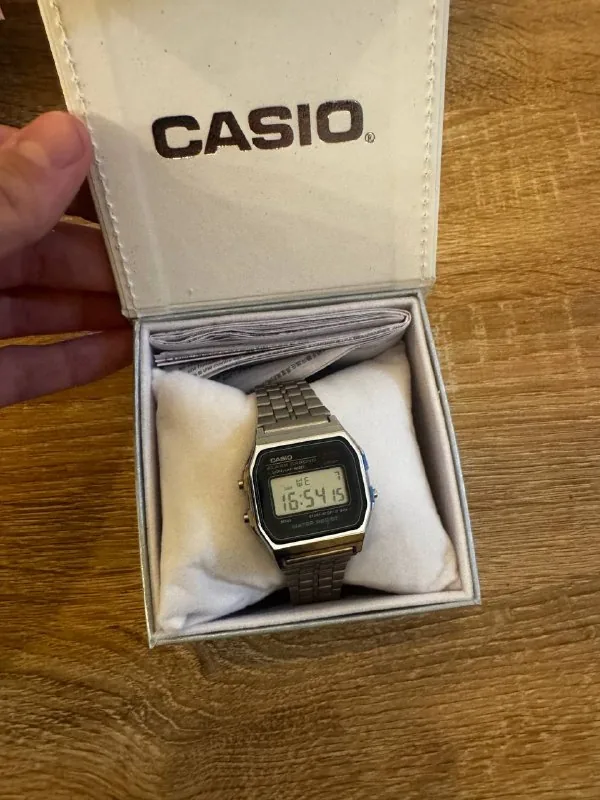 Часы Casio 1