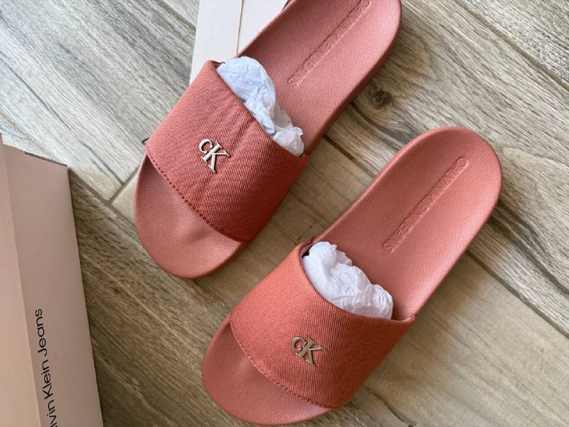 Женские шлепки Calvin Klein 39-40 размер 3