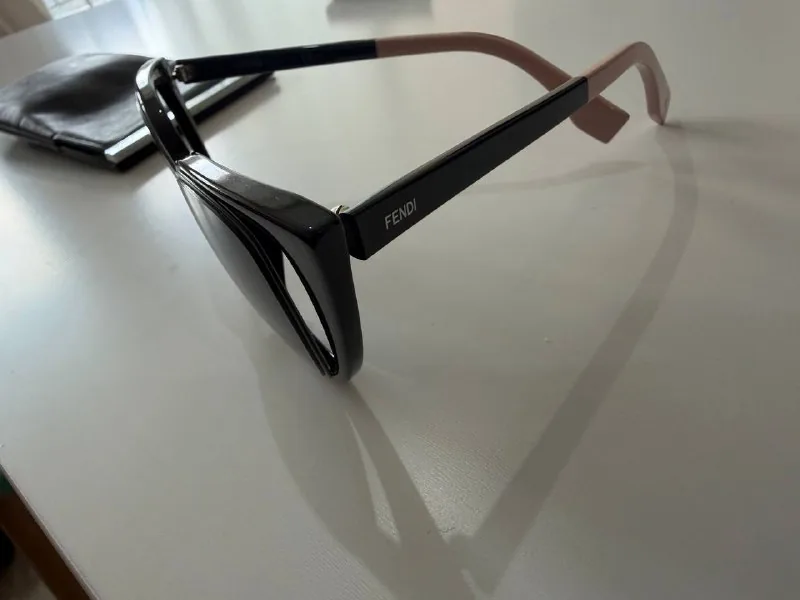 Очки Fendi, чехол 1