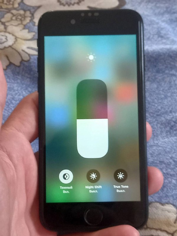 iPhone SE 2022 128GB, защитное стекло, чехлы 3