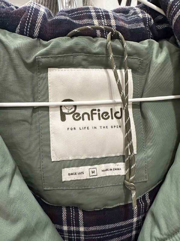 Джинсовая рубашка, пальто, зимняя куртка, мужские и женские штаны, боди, платье 9