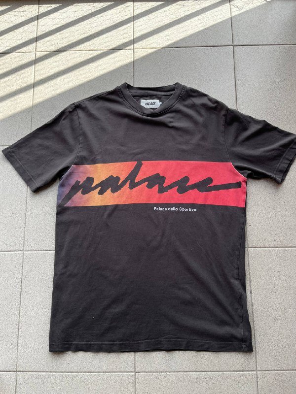 Palace футболка размер L