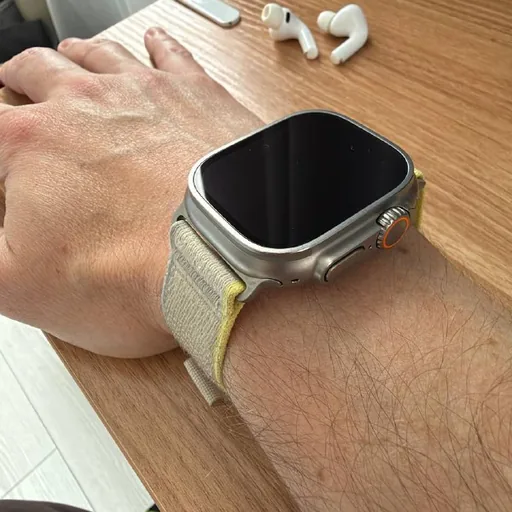 Apple Watch Ultra 1-го поколения, Natural Titanium, 49 мм