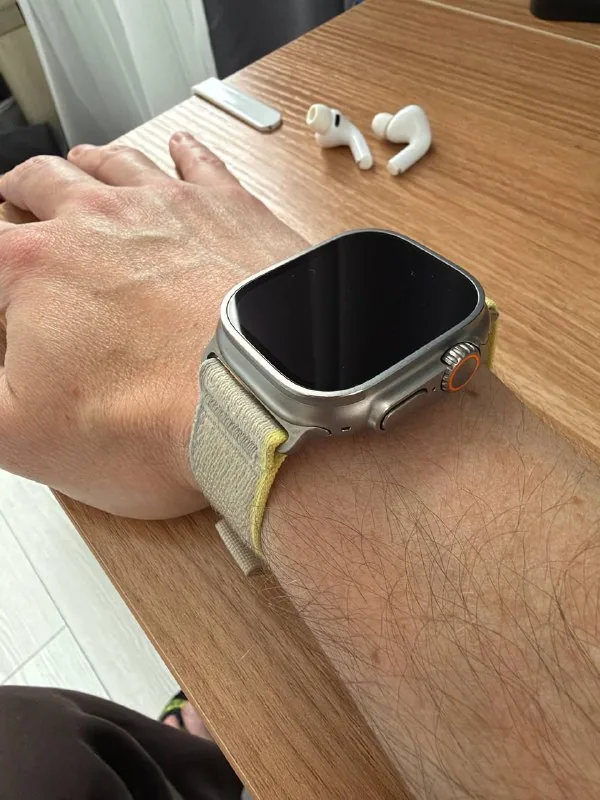 Apple Watch Ultra 1-го поколения, Natural Titanium, 49 мм 1
