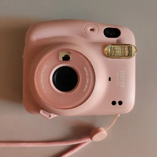 Instax mini 11 фотокамера